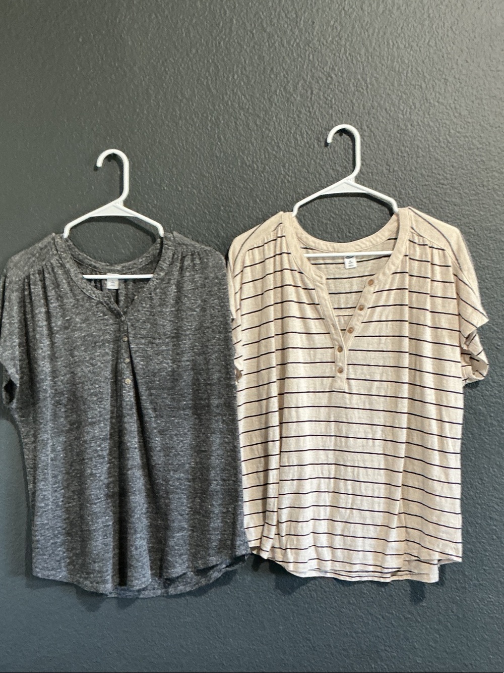 Old Navy Beige Striped Henley & Charcoal Short-Sleeve Tees